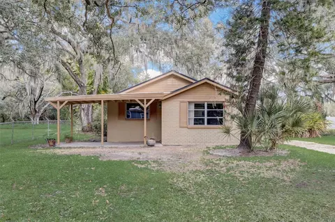7418 Lakeshore Dr, Tampa, FL 33604