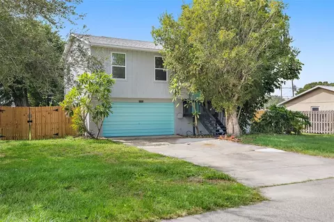 427 47th St W, Palmetto, FL 34221