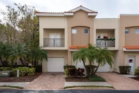 522 101st Ave N, Saint Petersburg, FL 33702
