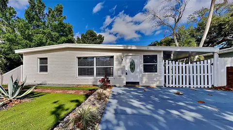 5531 Dartmouth Ave N, Saint Petersburg, FL 33710
