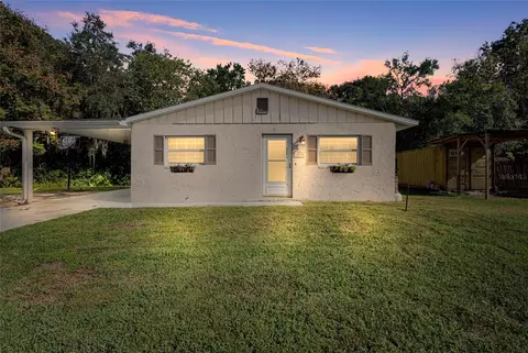 6020 Hazelwood Dr, Zephyrhills, FL 33542