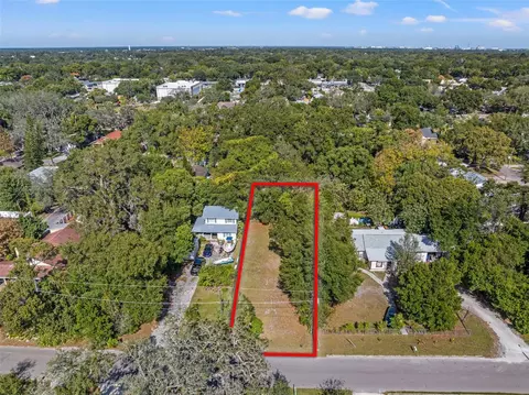 1206 E Mcberry St, Tampa, FL 33603