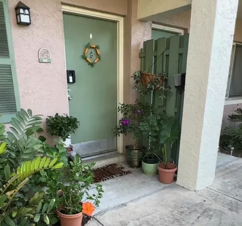 122 Water Front Way #120, Altamonte Springs, FL 32701