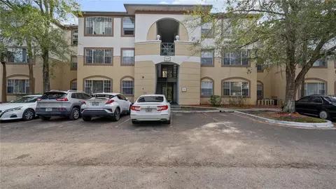 17106 Carrington Park Dr #630, Tampa, FL 33647