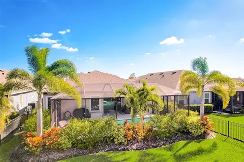 6218 Voyagers Pl, Apollo Beach, FL 33572