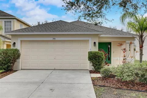 7531 Maroon Peak Dr, Ruskin, FL 33573