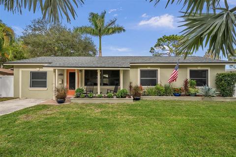 659 Cedarwood St N, Saint Petersburg, FL 33703