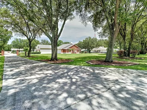 18209 30th St, Lutz, FL 33559