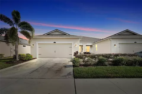 11620 Weathered Felling Dr, Riverview, FL 33569
