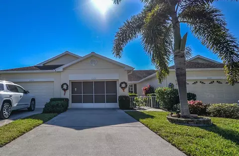 2223 Nantucket Dr #55, Sun City Center, FL 33573