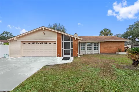 803 Pebblewood Dr, Brandon, FL 33511