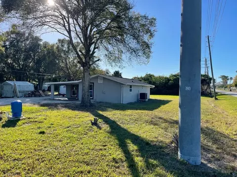 4945 Capron St, New Port Richey, FL 34653
