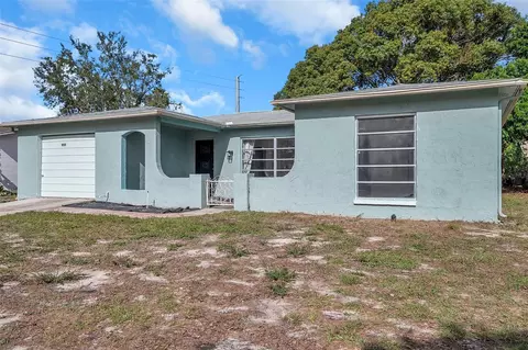 8135 Winthrop Dr, Port Richey, FL 34668