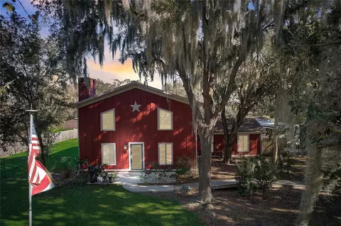 10416 George Smith Rd, Lithia, FL 33547