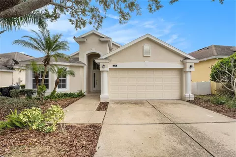 129 Chaucer Ave, Davenport, FL 33896