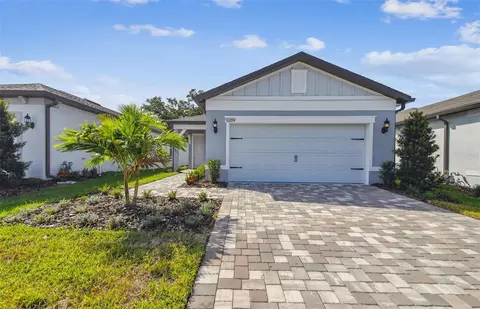 9289 Ballaster Pointe Loop, Parrish, FL 34219