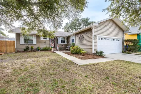 6274 Fallingleaf Ct N, Pinellas Park, FL 33782