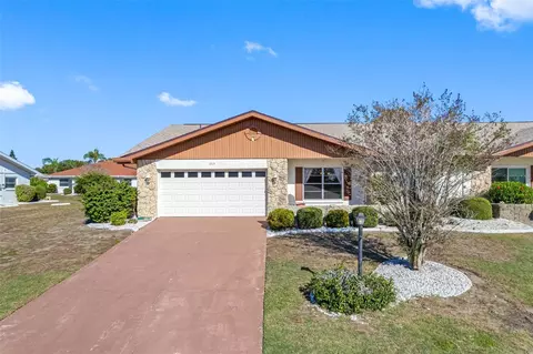 1213 Bluewater Dr, Sun City Center, FL 33573