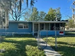 1101 S Gibbs St, Plant City, FL 33563