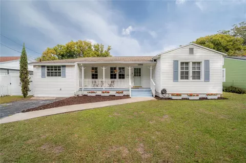 1306 E Lambright St, Tampa, FL 33604