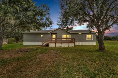 12435 Grapefruit Tree Ln, Wimauma, FL 33598