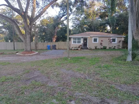 10511 Skewlee Rd, Thonotosassa, FL 33592