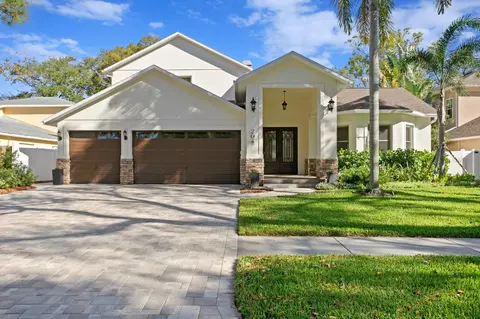 204 S Cooper Pl, Tampa, FL 33609