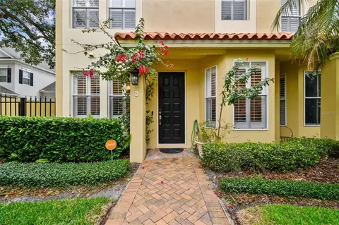 2807 W Price Ave #8, Tampa, FL 33611