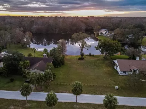 Parkway Boulevard, Land O Lakes, FL 34639