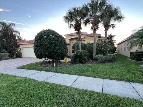 5029 Ruby Flats Dr, Wimauma, FL 33598