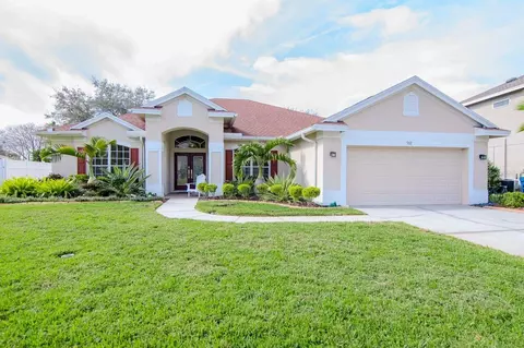 502 Pinewood Dr, Oldsmar, FL 34677