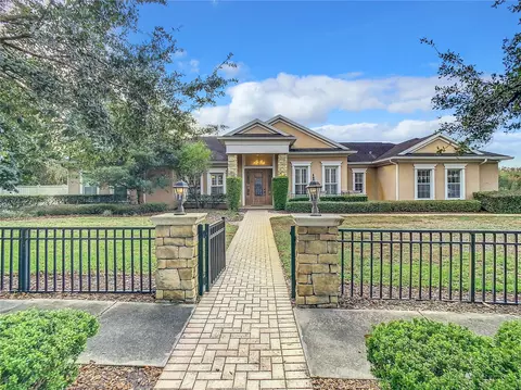 17102 Turning Oaks Bnd, Lutz, FL 33549