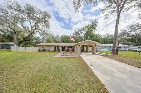 7716 Forbes Rd, Zephyrhills, FL 33540