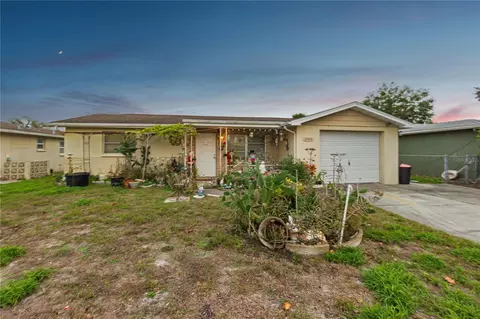 10010 Old Orchard Ln, Port Richey, FL 34668