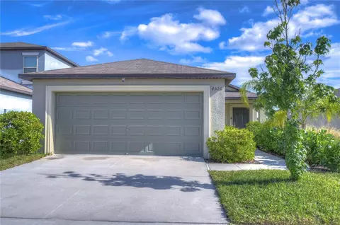 4520 Eternal Prince Dr, Sun City Center, FL 33573