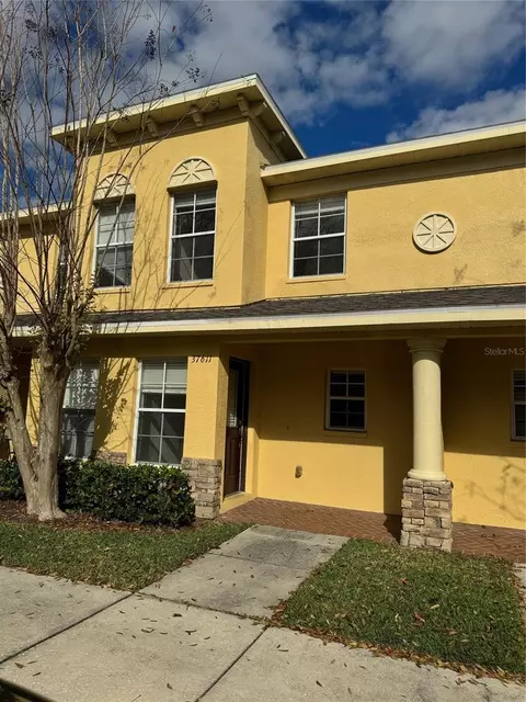 37611 Aaralyn Rd, Zephyrhills, FL 33542