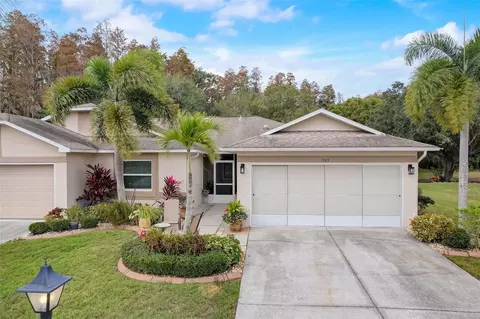 1924 Grand Cypress Ln, Sun City Center, FL 33573