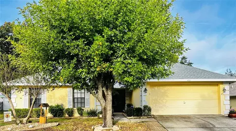 951 Sandywood Dr, Brandon, FL 33510