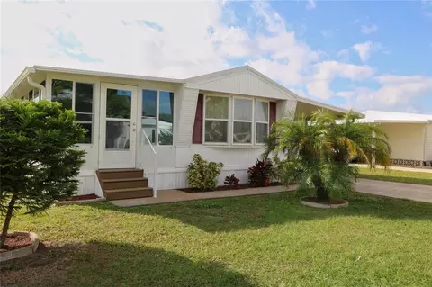 203 N Saint Thomas Cir, Apollo Beach, FL 33572