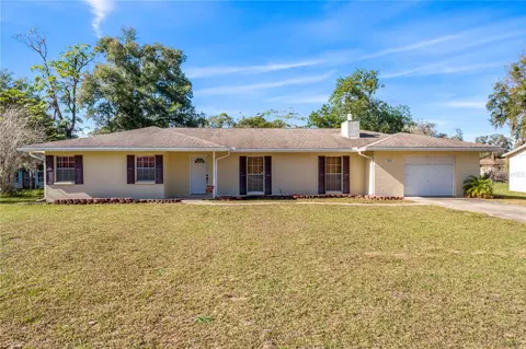 5001 Flamingo Ln, Ridge Manor, FL 33523