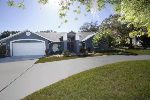 2604 Lakeview Way, Plant City, FL 33566