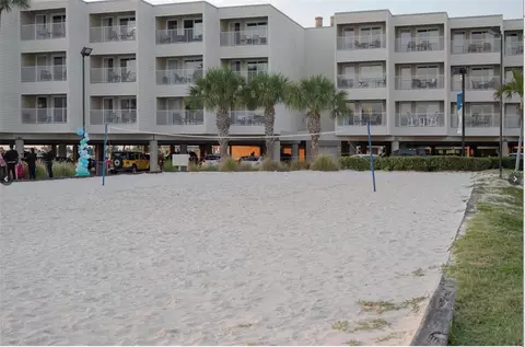 2506 N Rocky Point Dr #361, Tampa, FL 33607