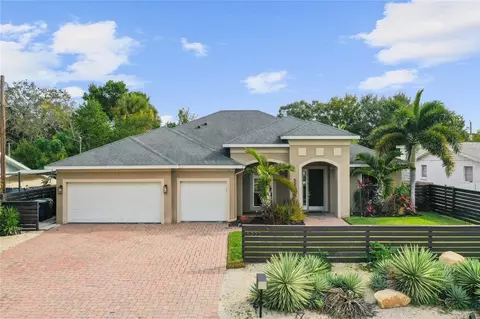 5222 S Sheridan Rd, Tampa, FL 33611