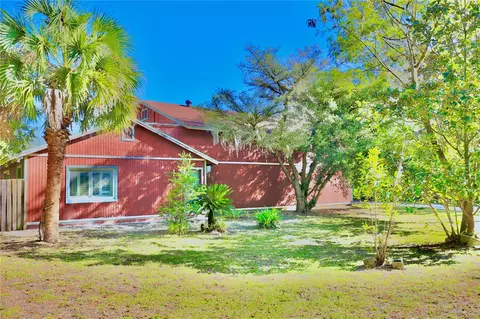 16703 Livingston Ave, Lutz, FL 33559
