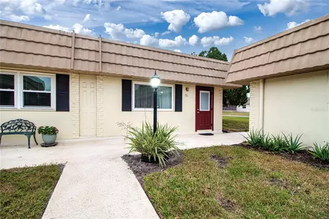 202 Bedford St #70, Sun City Center, FL 33573