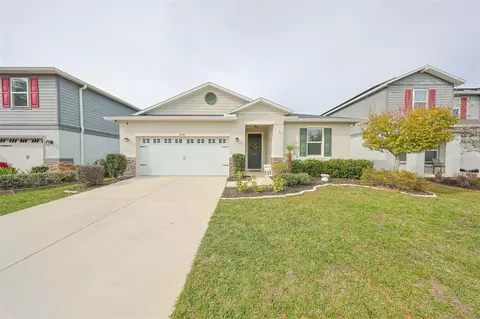 9104 Freedom Hill Dr, Seffner, FL 33584