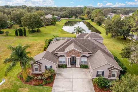107 Wooddale Dr, Brandon, FL 33511