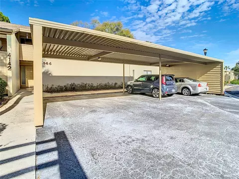4144 Pinelake Ln #102, Tampa, FL 33618
