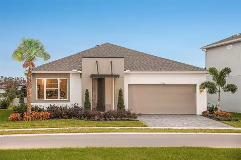 19200 Blue Pond Dr, Lutz, FL 33558