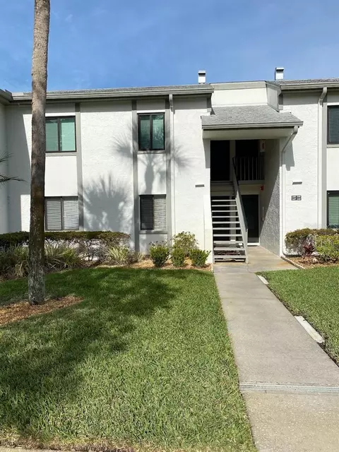 107 E Cypress Ct, Oldsmar, FL 34677
